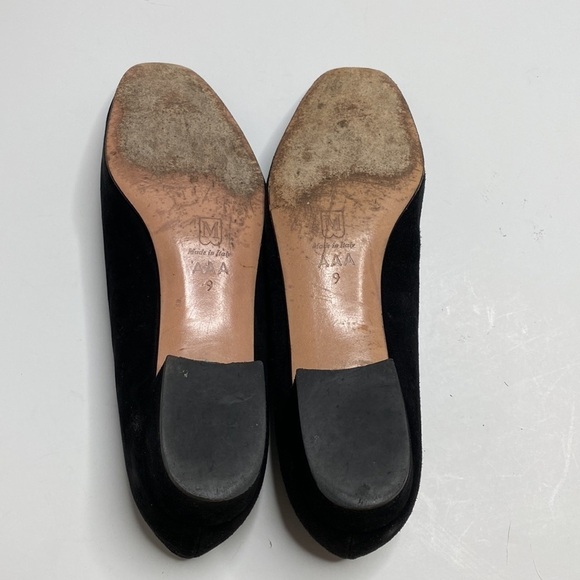 Bruno Magli Jenny Black Suede Low Heeled Bow Pumps Sz 9 AAA - Picture 5 of 10